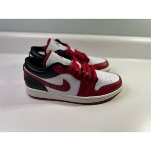 Air Jordan 1 Low Gym Red Women’s Size 9.5 DC0774160
